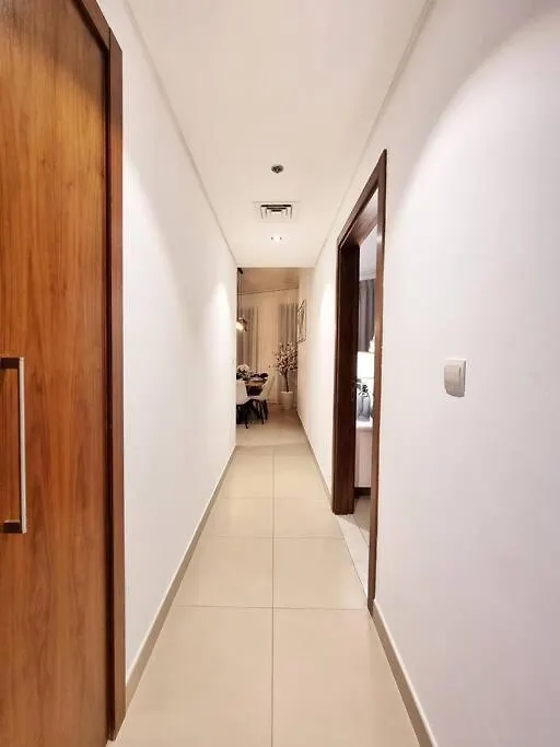 Spectacular Downtown Apartment T1-34 Dubai